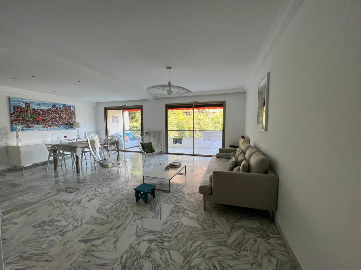 Martinez- Family 100m2 Apartment Cannes